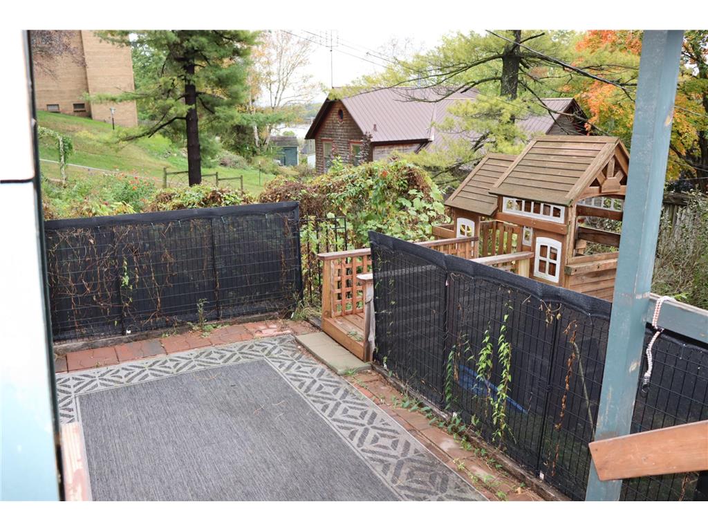 223 S Hill Street Fountain City WI 54629 6803740 image44