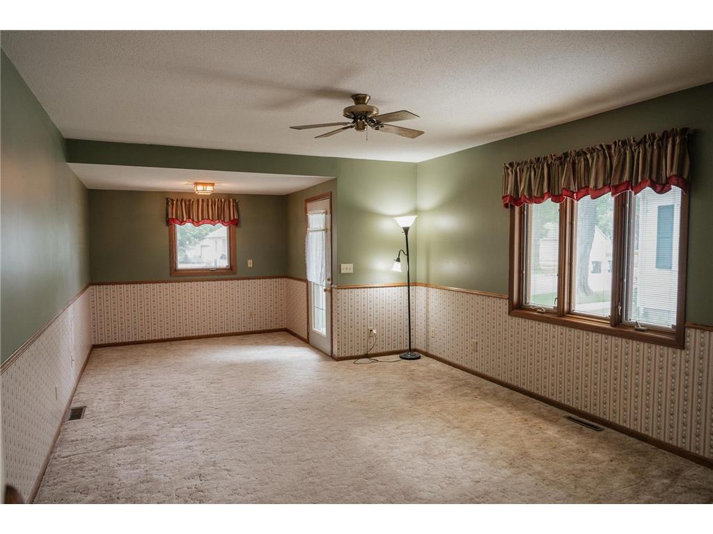 223 W 10th Street Fairmont MN 56031 6759714 image11