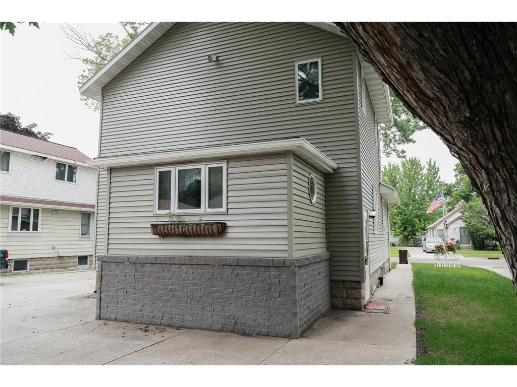 223 W 10th Street Fairmont MN 56031 6759714 image29