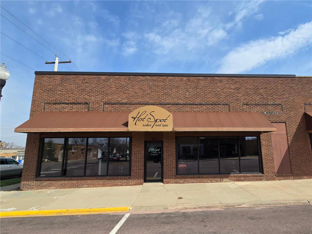 223 W Main Street Pipestone MN 56164 6705586 image1