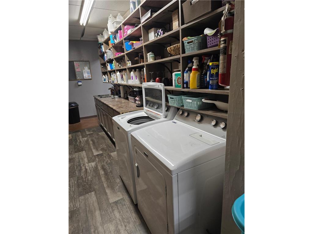 223 W Main Street Pipestone MN 56164 6705586 image11