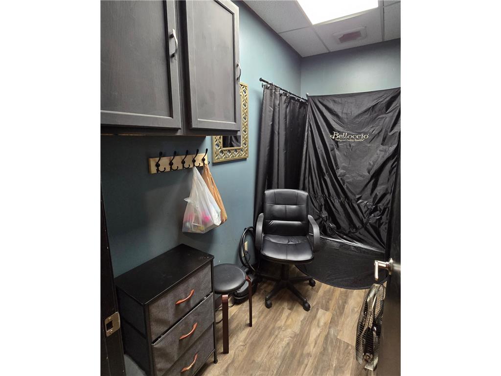 223 W Main Street Pipestone MN 56164 6705586 image17