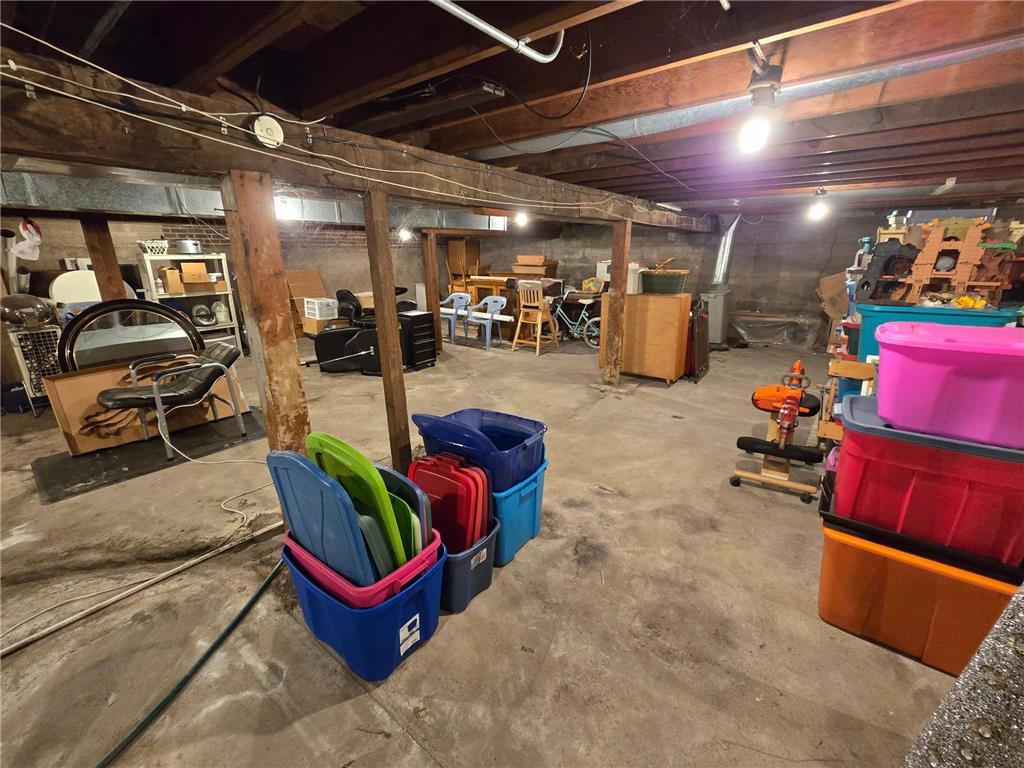 223 W Main Street Pipestone MN 56164 6705586 image26