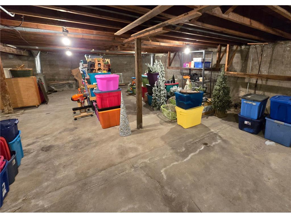 223 W Main Street Pipestone MN 56164 6705586 image27