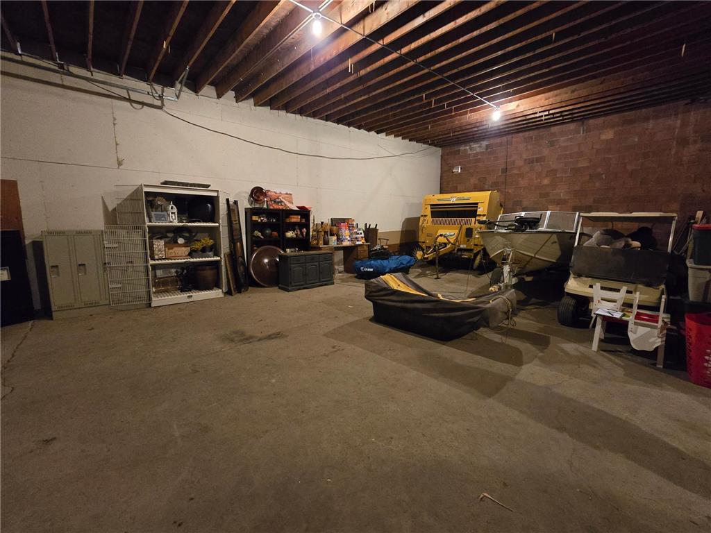 223 W Main Street Pipestone MN 56164 6705586 image30