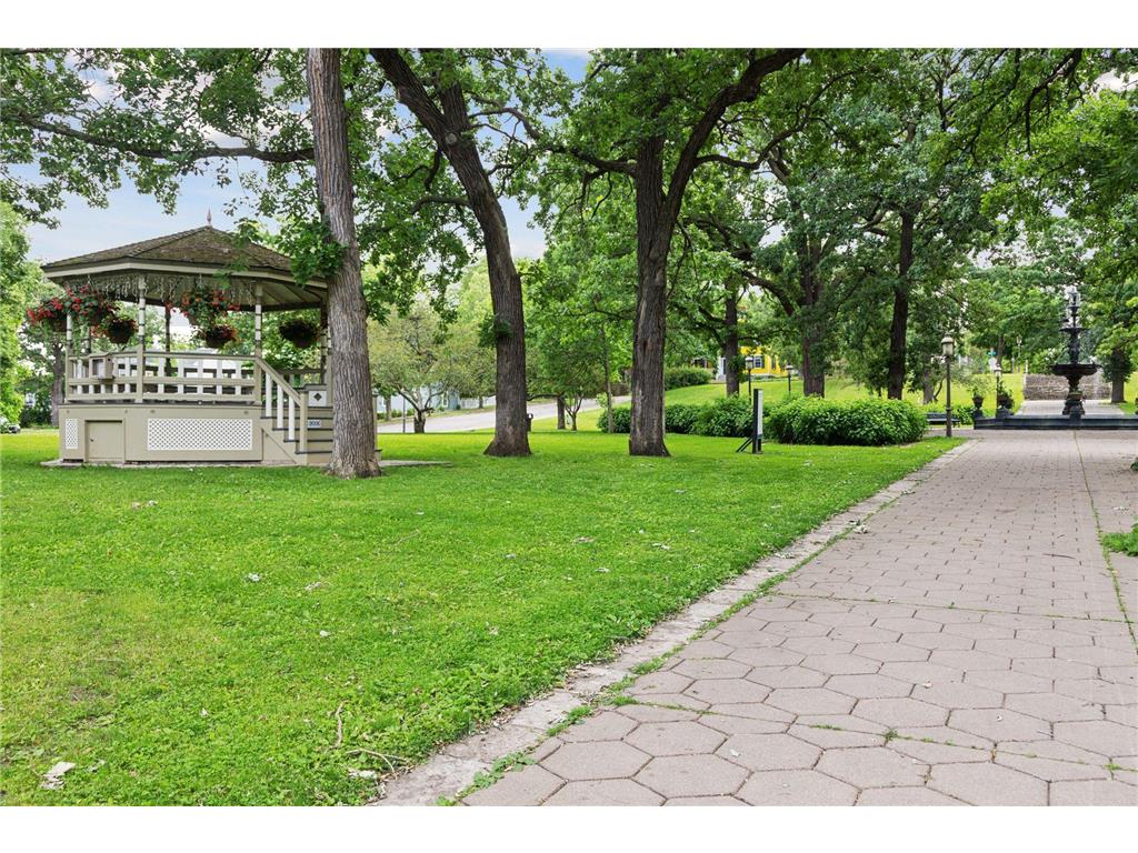 223 Walnut Street Saint Paul MN 55102 7101189 image105