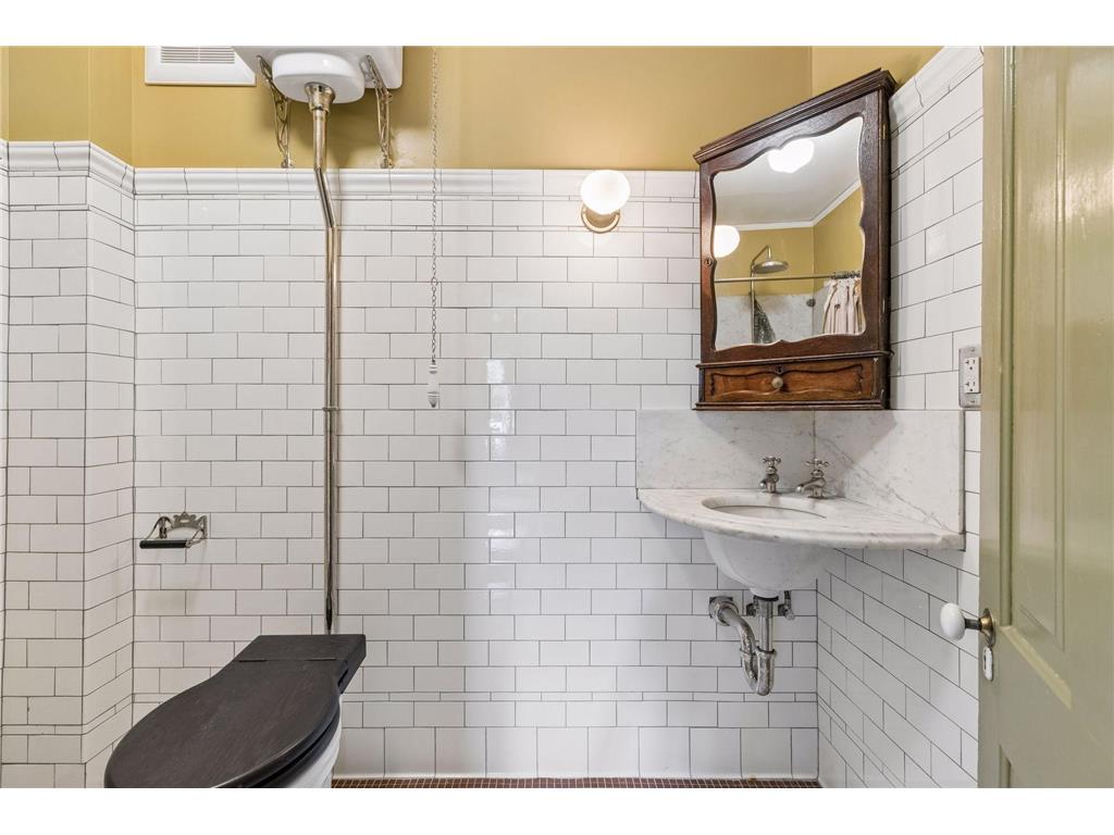 223 Walnut Street Saint Paul MN 55102 7101189 image77