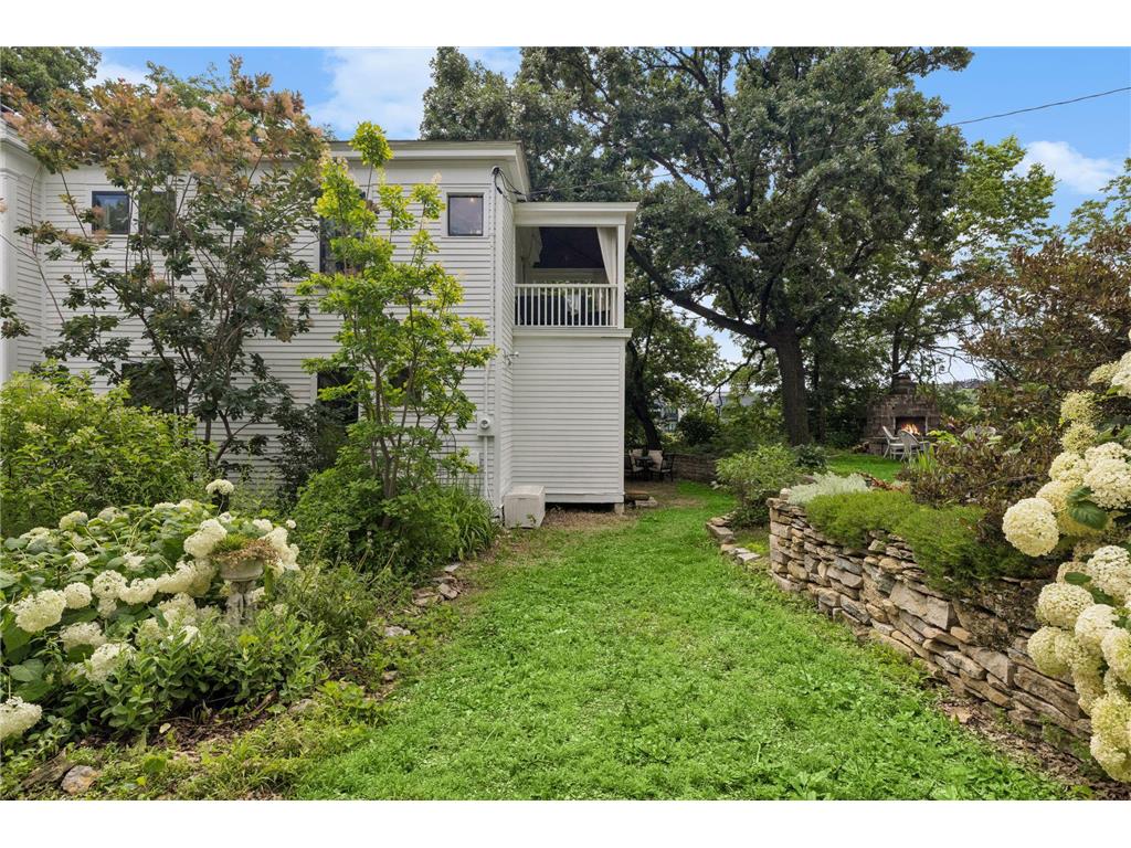 223 Walnut Street Saint Paul MN 55102 7101189 image94