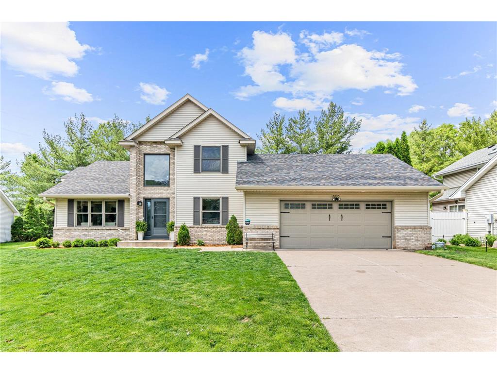 2230 Brittany Court New Brighton MN 55112 6526692 image1