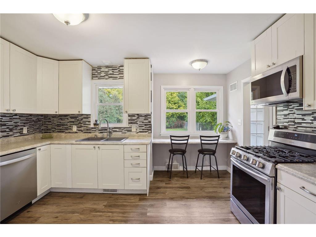 2230 Burma Lane South Saint Paul MN 55075 6449914 image1