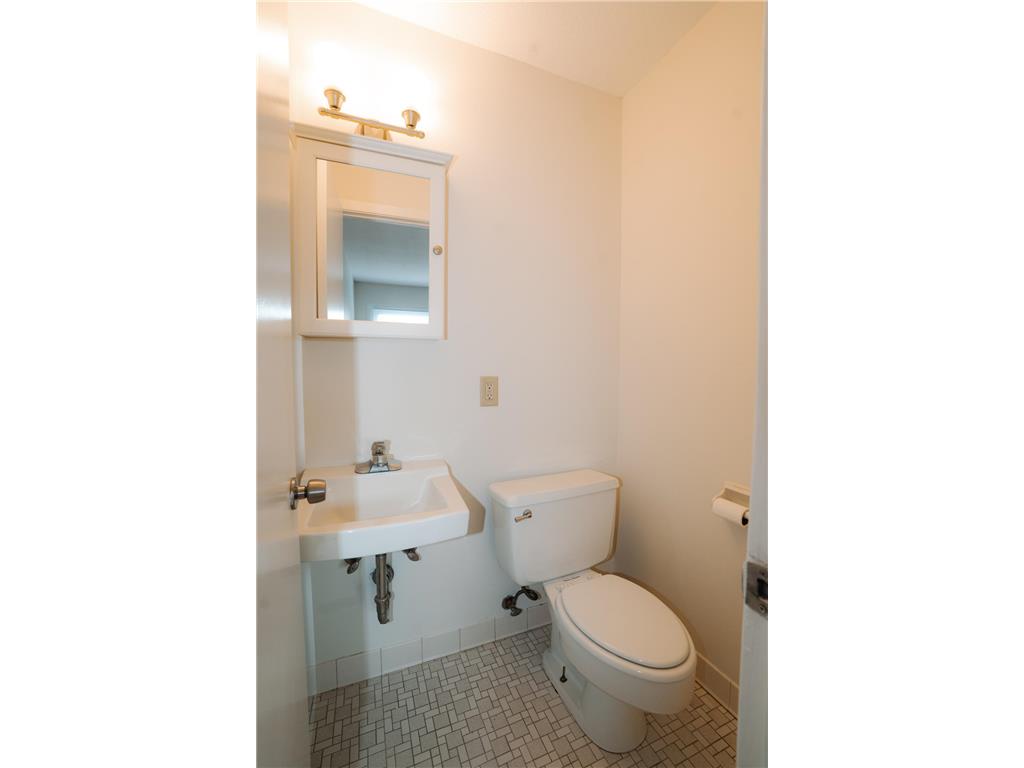 2230 Falcon Avenue Saint Paul MN 55119 7089252 image22