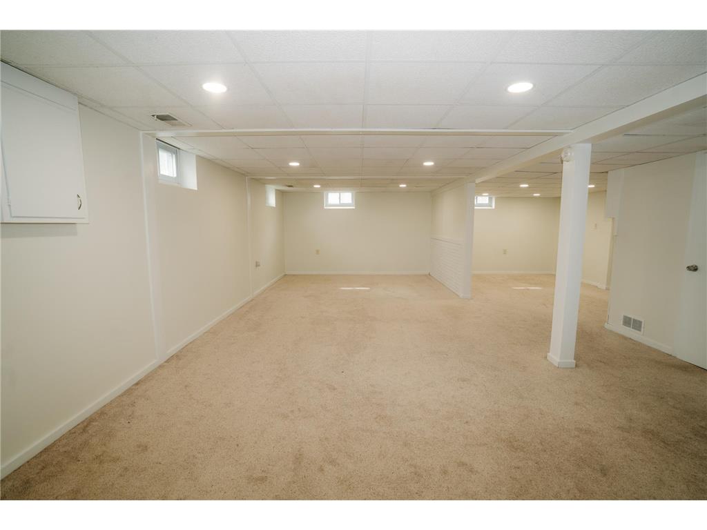 2230 Falcon Avenue Saint Paul MN 55119 7089252 image25