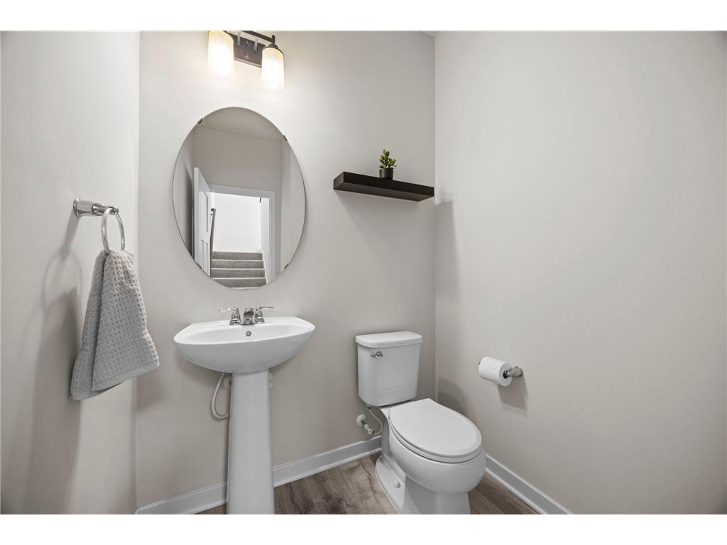 2230 Gateway Curve North Saint Paul MN 55109 7044266 image28