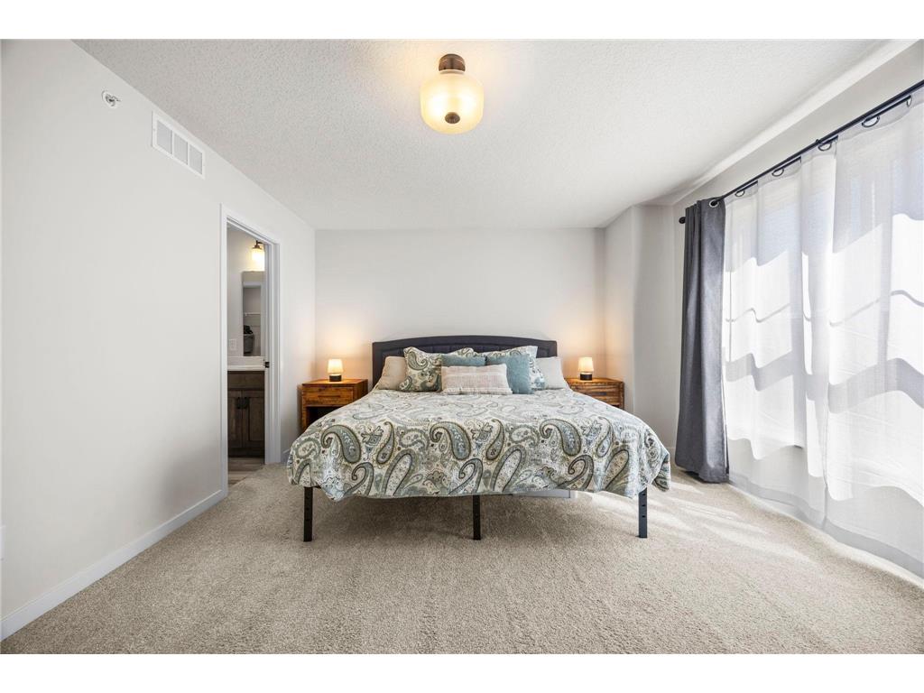 2230 Gateway Curve North Saint Paul MN 55109 7044266 image33