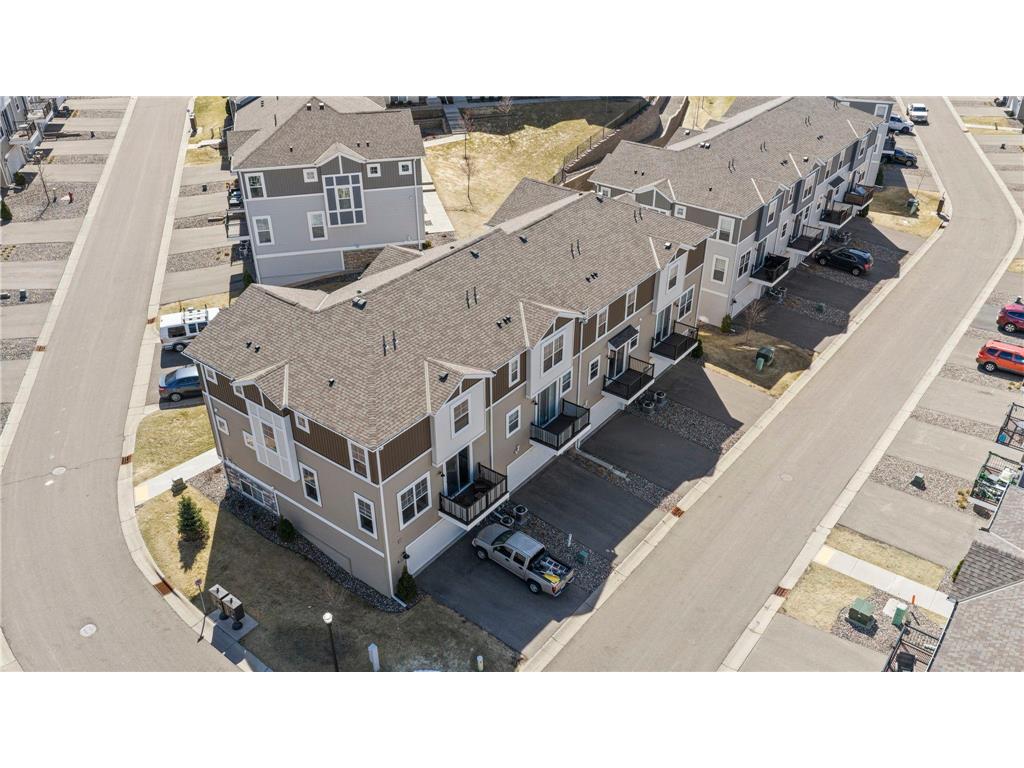 2230 Gateway Curve North Saint Paul MN 55109 7044266 image53