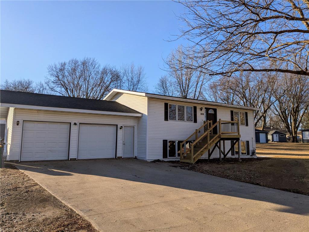 2230 Gene Avenue Albert Lea MN 56007 6678604 image1