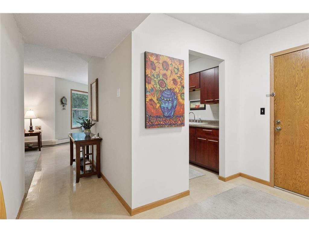 2230 Midland Grove Road #208 Roseville MN 55113 6785504 image10