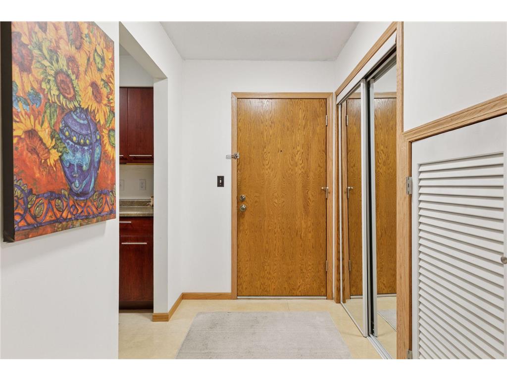 2230 Midland Grove Road #208 Roseville MN 55113 6785504 image11