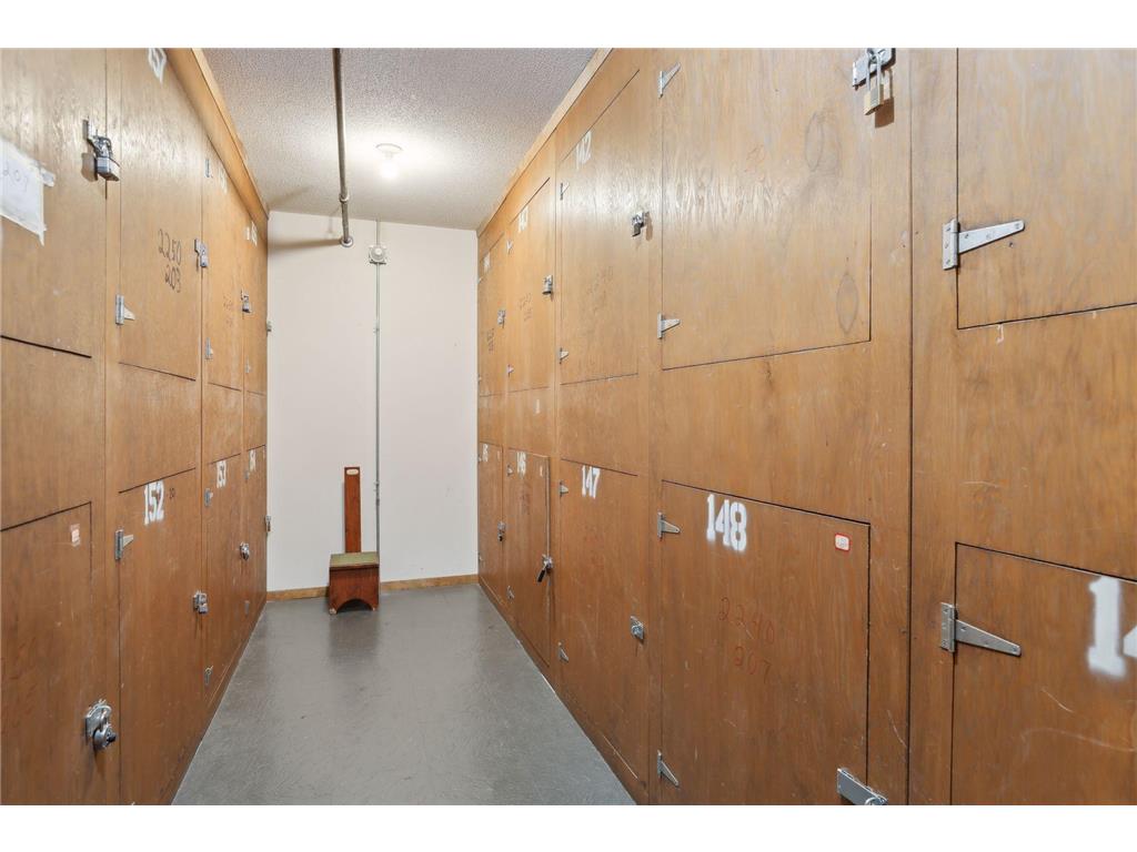 2230 Midland Grove Road #208 Roseville MN 55113 6785504 image39