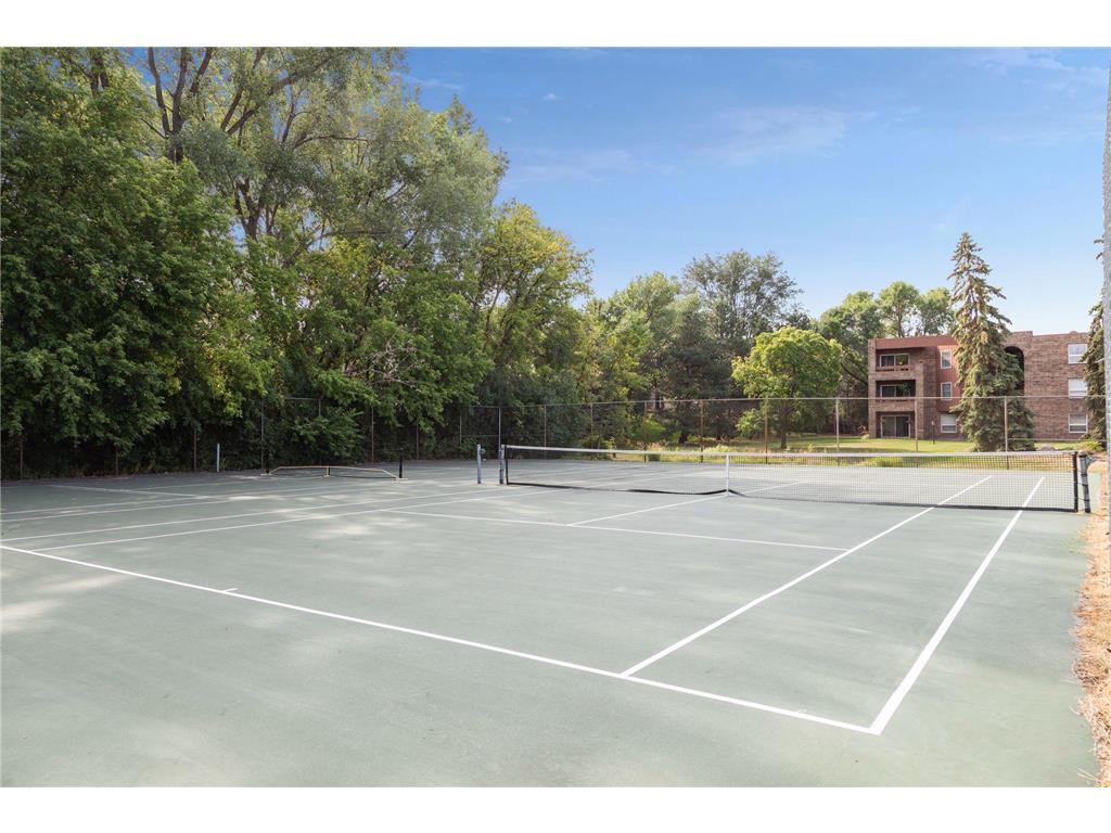 2230 Midland Grove Road #208 Roseville MN 55113 6785504 image48