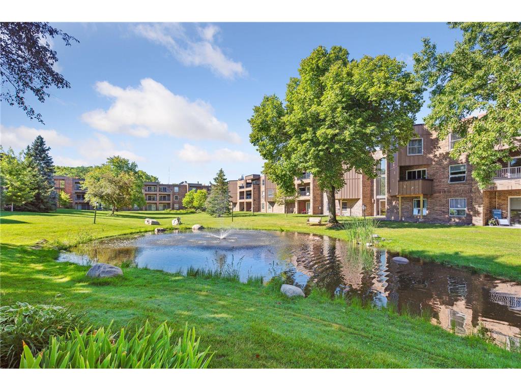 2230 Midland Grove Road #208 Roseville MN 55113 6785504 image52
