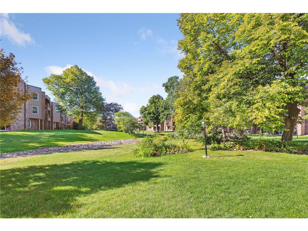 2230 Midland Grove Road #208 Roseville MN 55113 6785504 image53