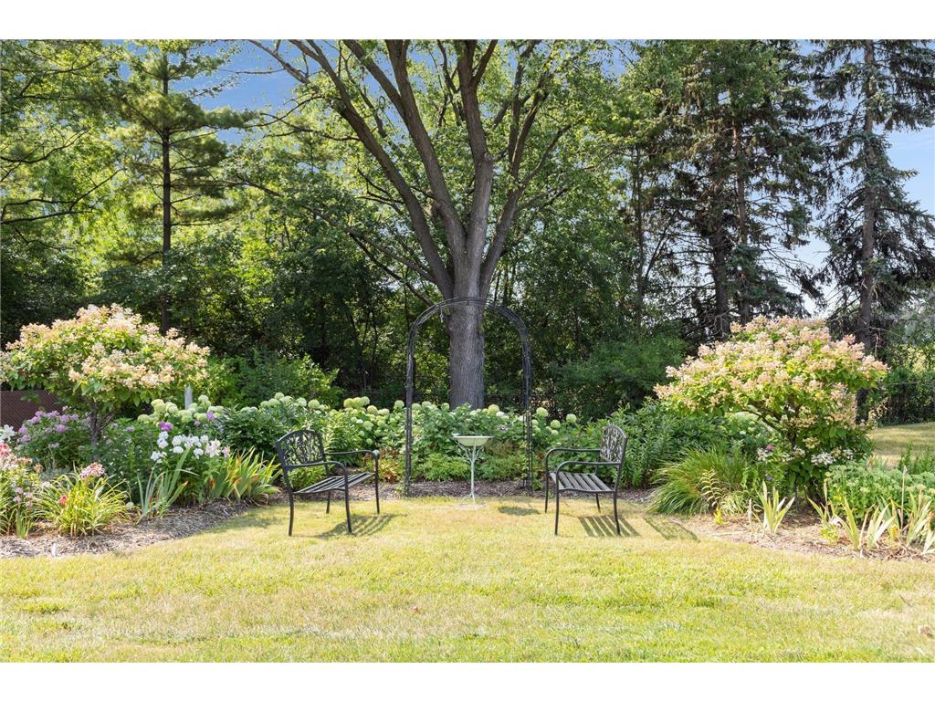 2230 Midland Grove Road #208 Roseville MN 55113 6785504 image55