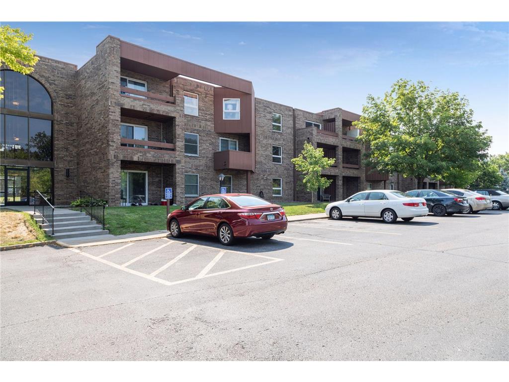 2230 Midland Grove Road #208 Roseville MN 55113 6785504 image59