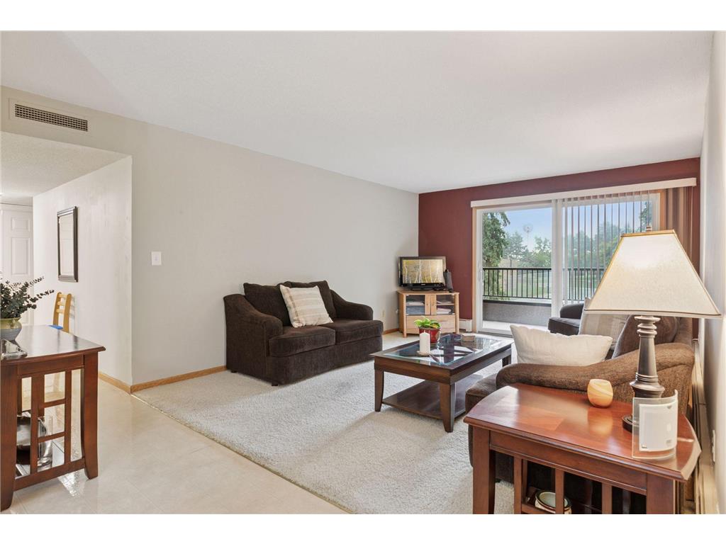 2230 Midland Grove Road #208 Roseville MN 55113 6785504 image6