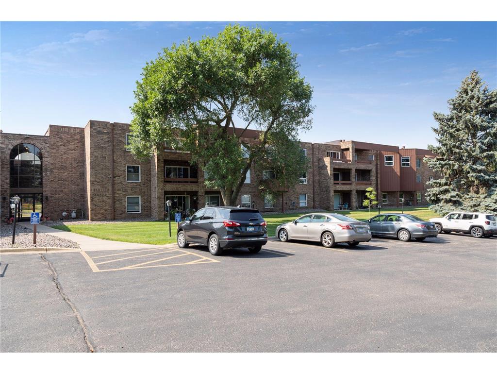 2230 Midland Grove Road #208 Roseville MN 55113 6785504 image60