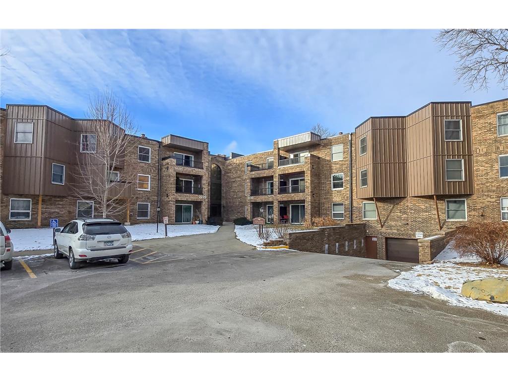 2230 Midland Grove Road #305 Roseville MN 55113 6651537 image1