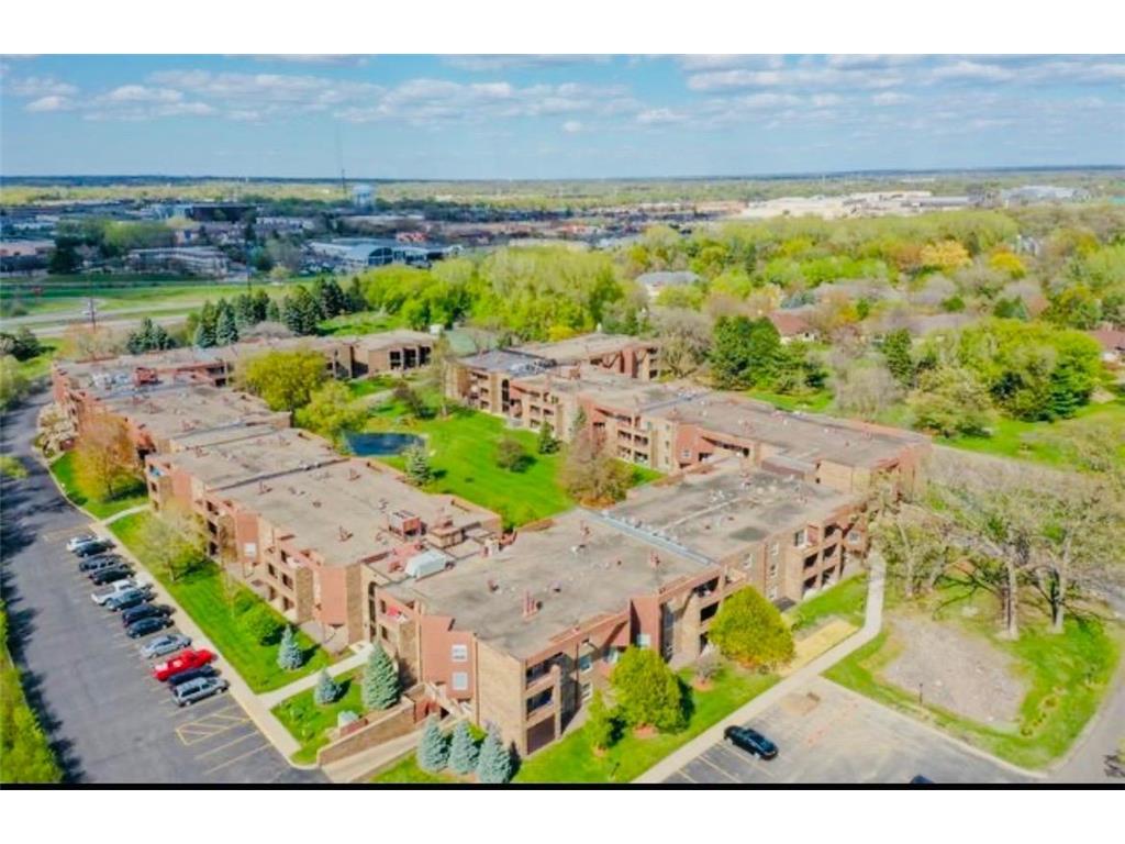 2230 Midland Grove Road #305 Roseville MN 55113 7103897 image3
