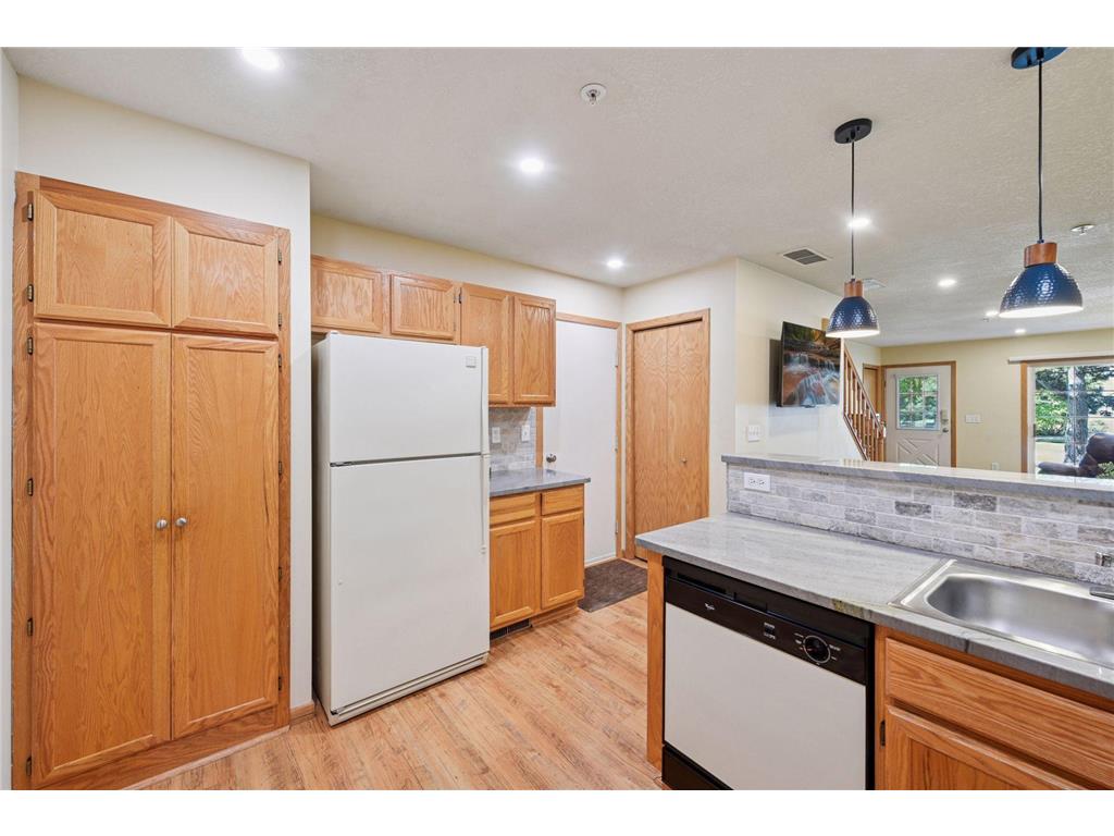 2230 Ranchview Lane N #93 Plymouth MN 55447 6763288 image16