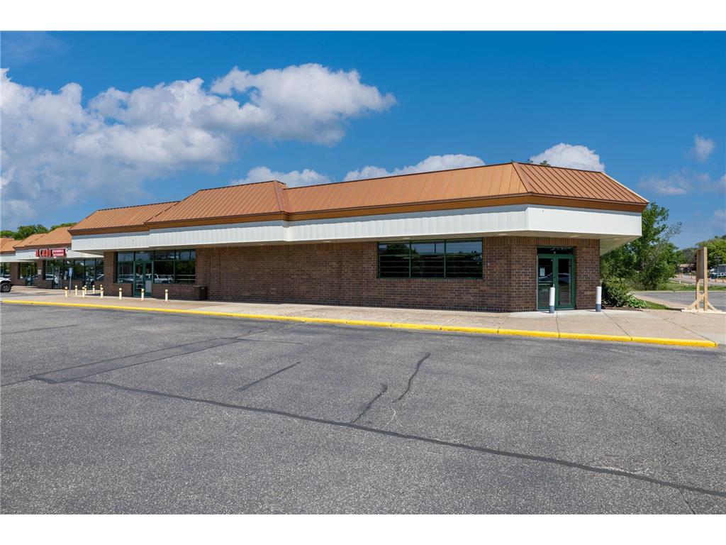 2231 11th Avenue E North Saint Paul MN 55109 7023073 image1