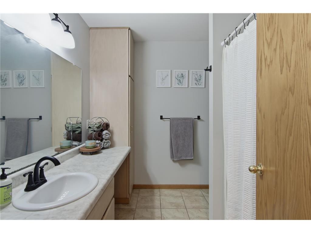 2231 Frank Street Eau Claire WI 54703 7102654 image21