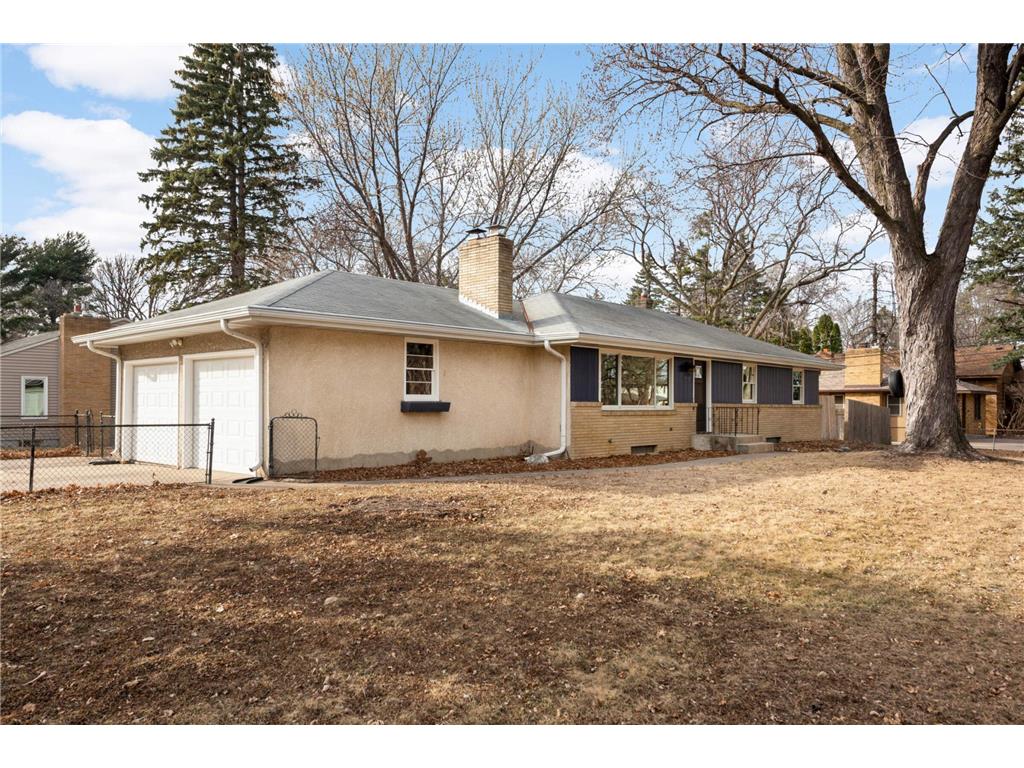 2231 Lexington Avenue N Roseville MN 55113 6683039 image1