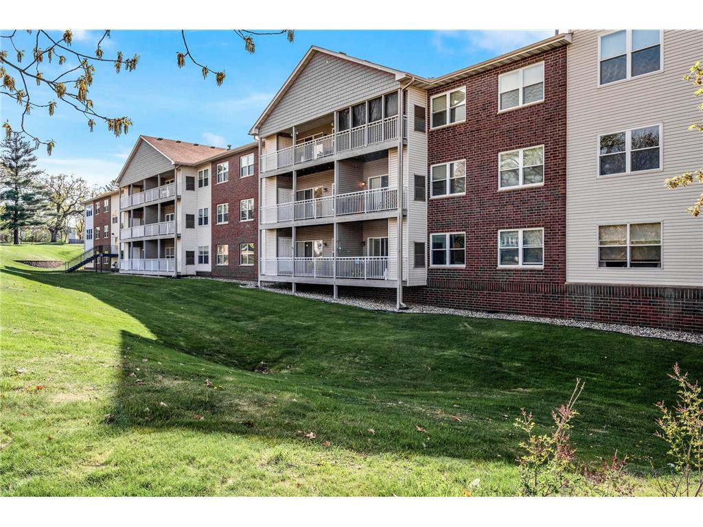 2231 Penn Place #114 North Saint Paul MN 55109 6717547 image25