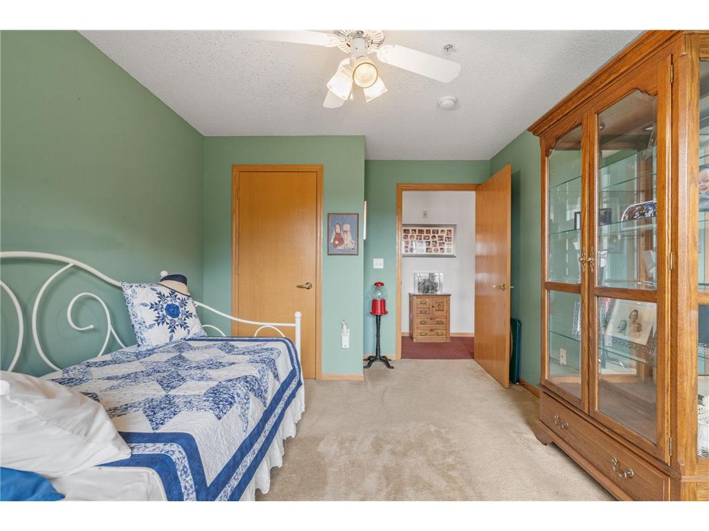 2231 Penn Place #114 North Saint Paul MN 55109 7072925 image16
