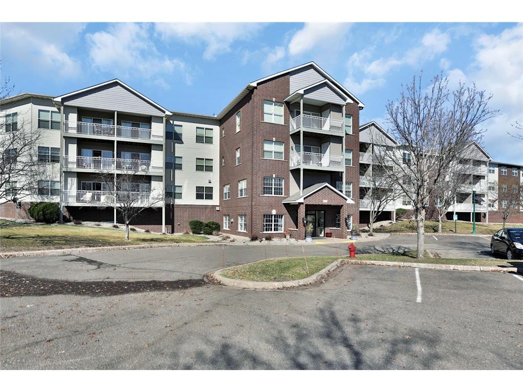 2231 Penn Place #120 North Saint Paul MN 55109 6356023 image1