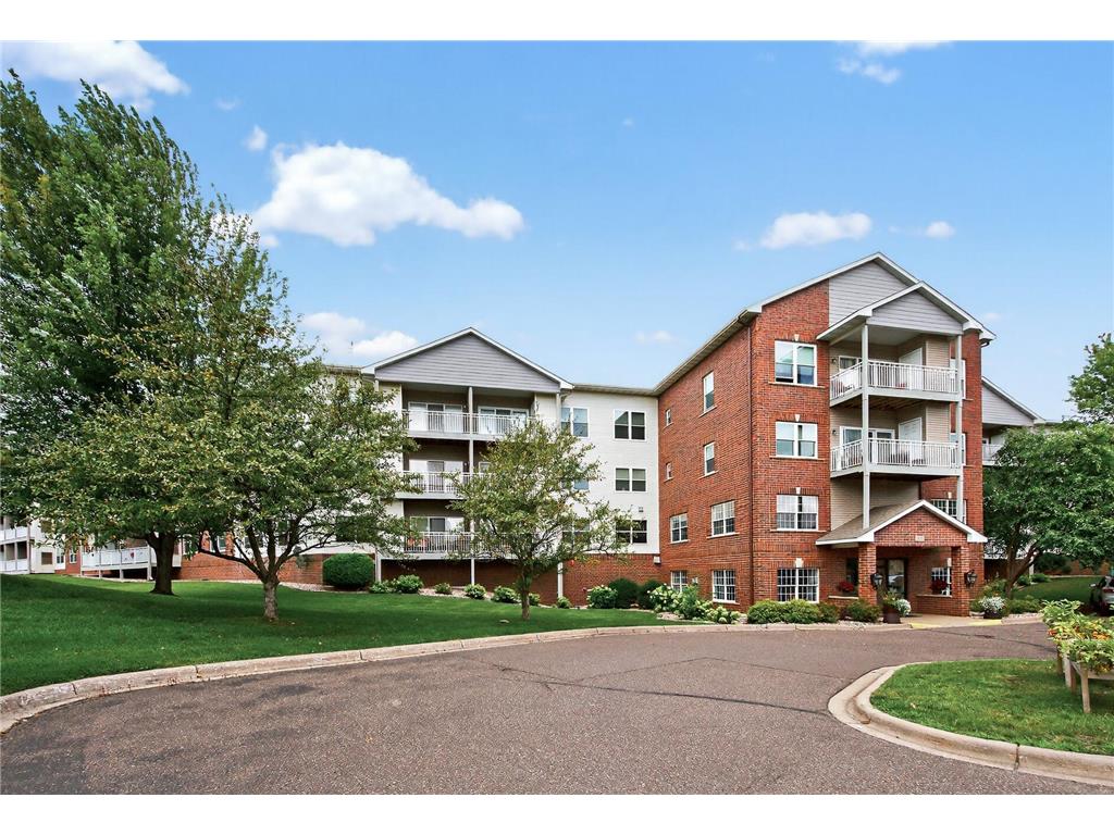 2231 Penn Place #120 North Saint Paul MN 55109 6777184 image1