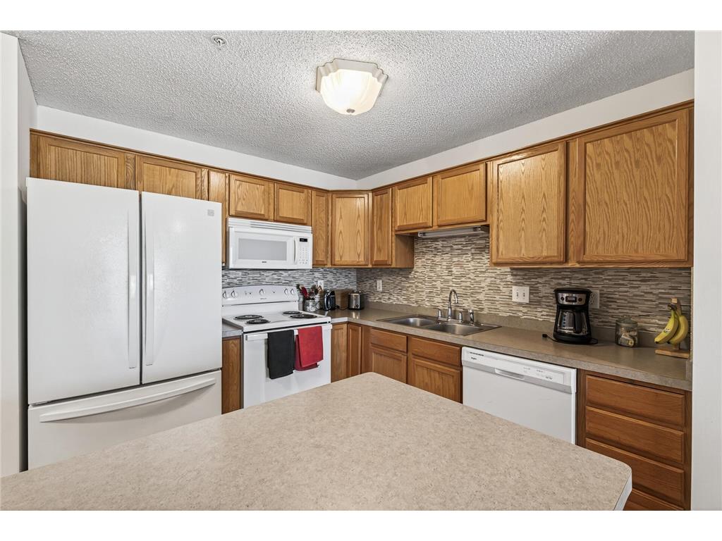 2231 Penn Place #120 North Saint Paul MN 55109 6777184 image7