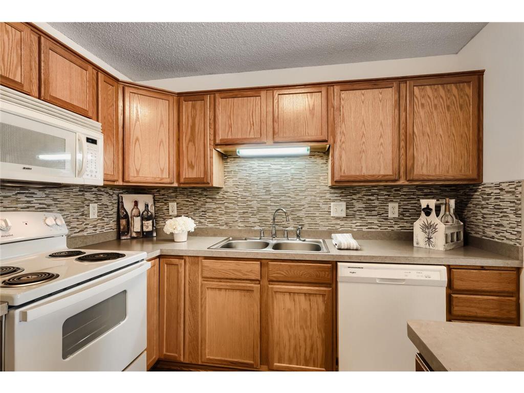 2231 Penn Place #120 North Saint Paul MN 55109 7060353 image4