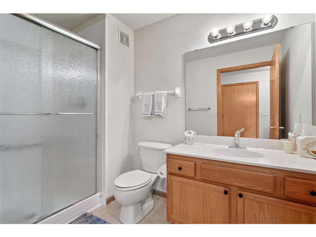 2231 Penn Place #201 North Saint Paul MN 55109 7058017 image10