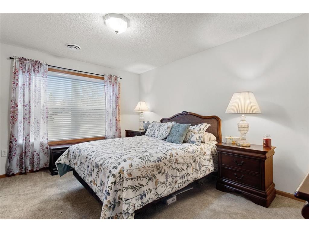 2231 Penn Place #201 North Saint Paul MN 55109 7058017 image11