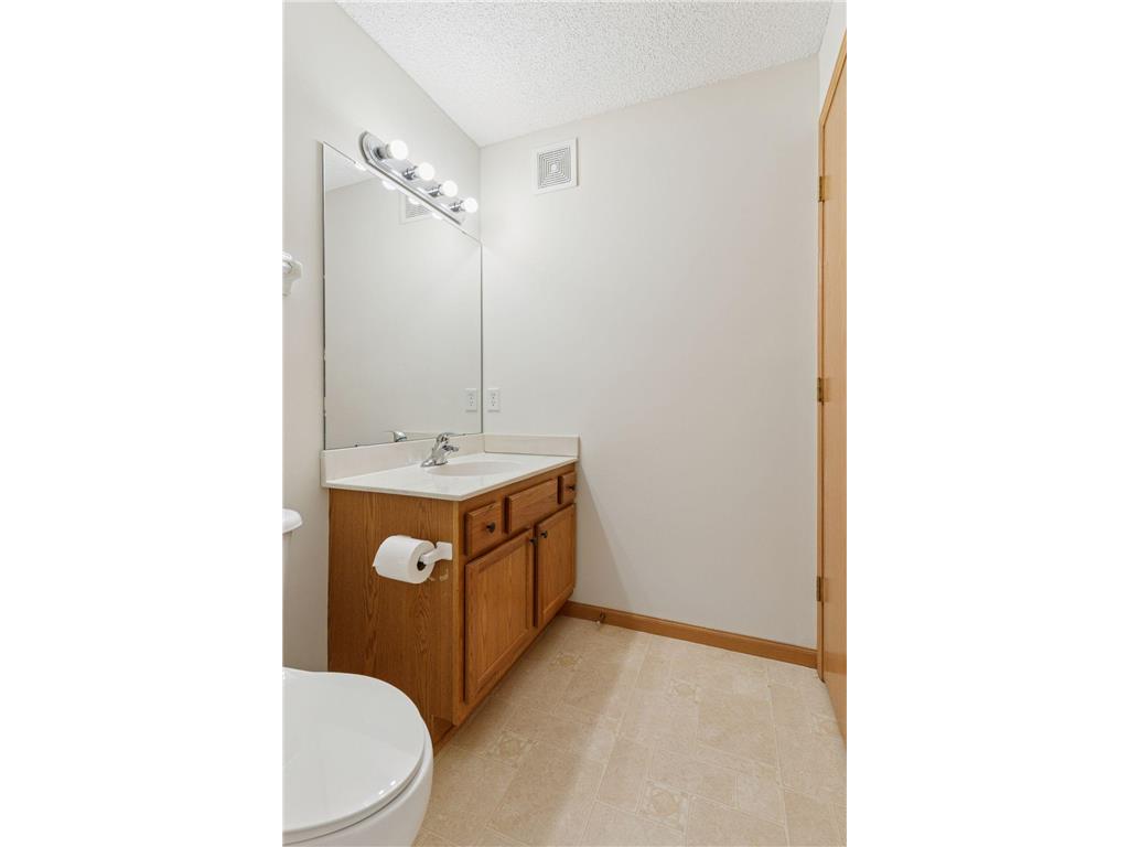 2231 Penn Place #209 North Saint Paul MN 55109 6795260 image17