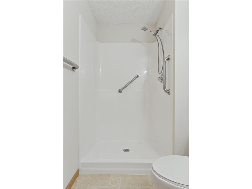 2231 Penn Place #209 North Saint Paul MN 55109 6795260 image18