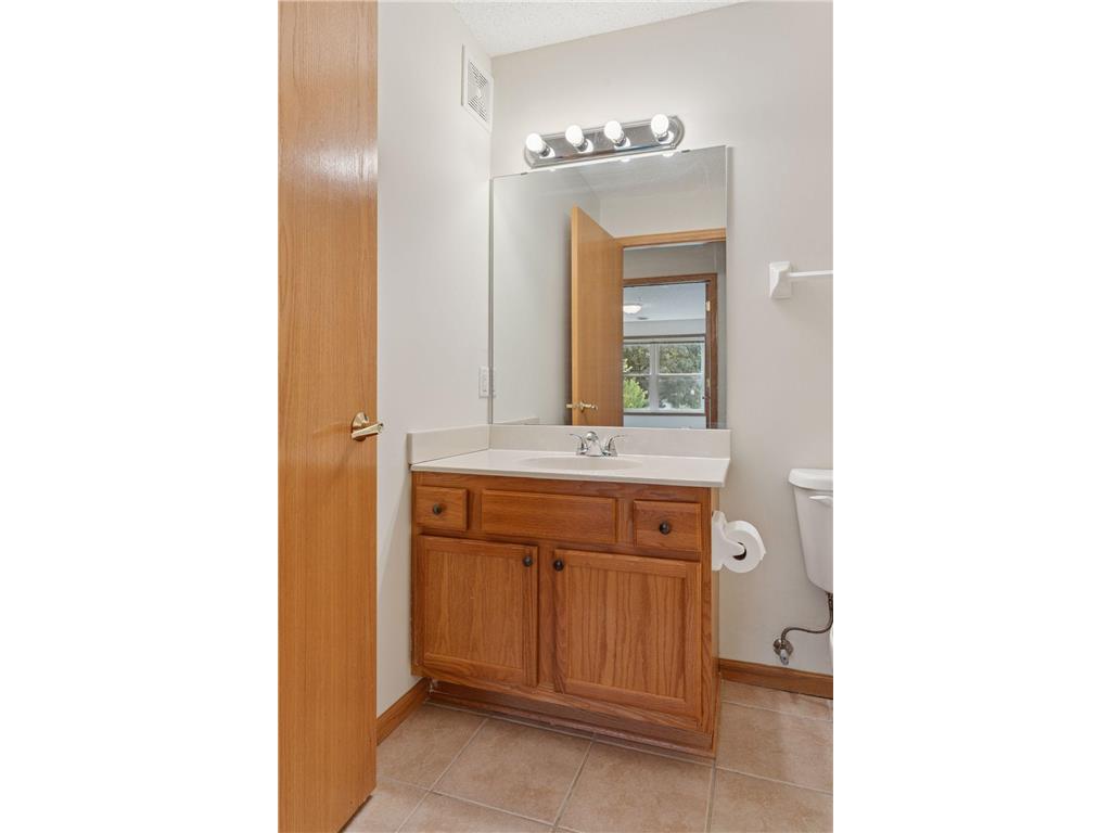 2231 Penn Place #209 North Saint Paul MN 55109 6795260 image22