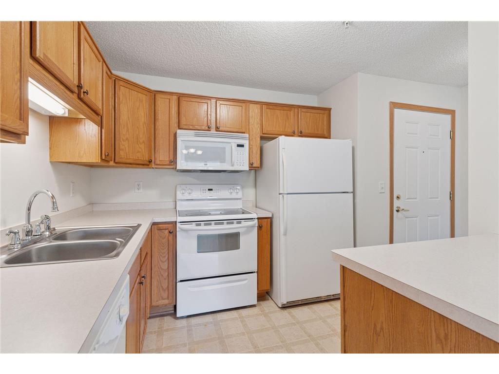 2231 Penn Place #209 North Saint Paul MN 55109 6795260 image9