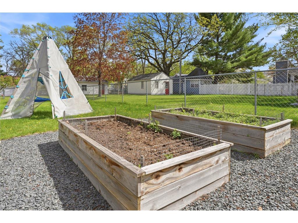 2232 Branch Avenue Anoka MN 55303 7053800 image15