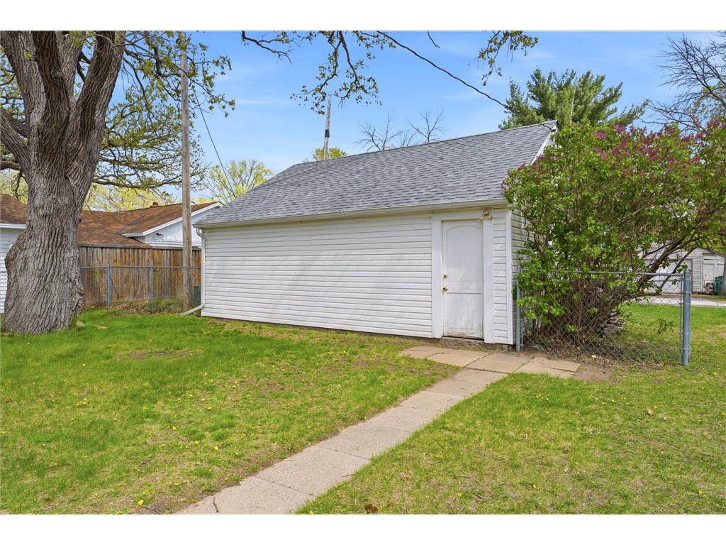 2232 Branch Avenue Anoka MN 55303 7053800 image57